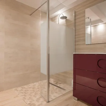 Apartamento Trafalgar - En El Centro Cerca De La Playa *
