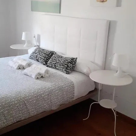 Apartamento Trafalgar - En El Centro Cerca De La Playa Apartment *